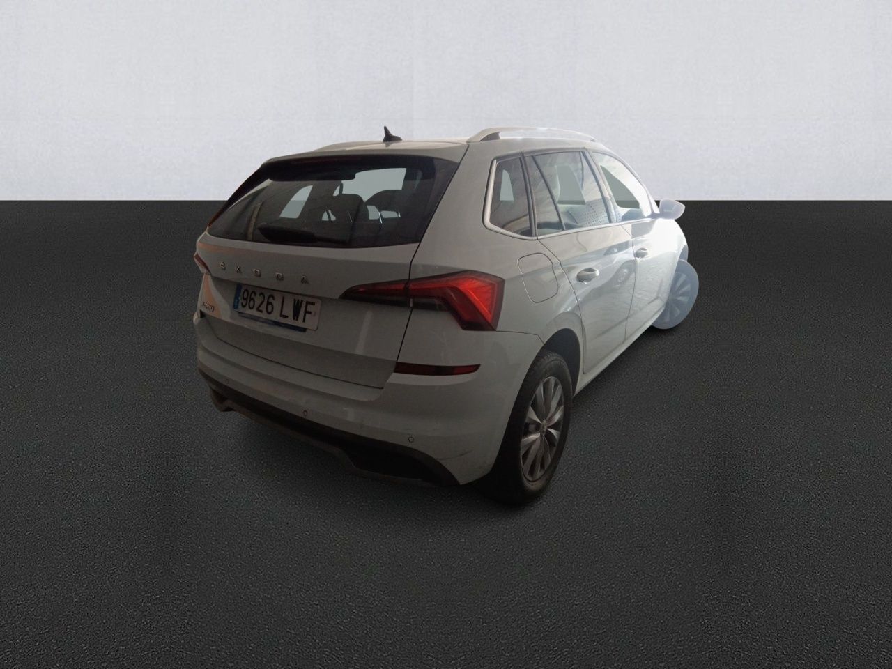 Skoda Kamiq 1.0 Tsi 70kw (95cv) Emotion - Foto 2