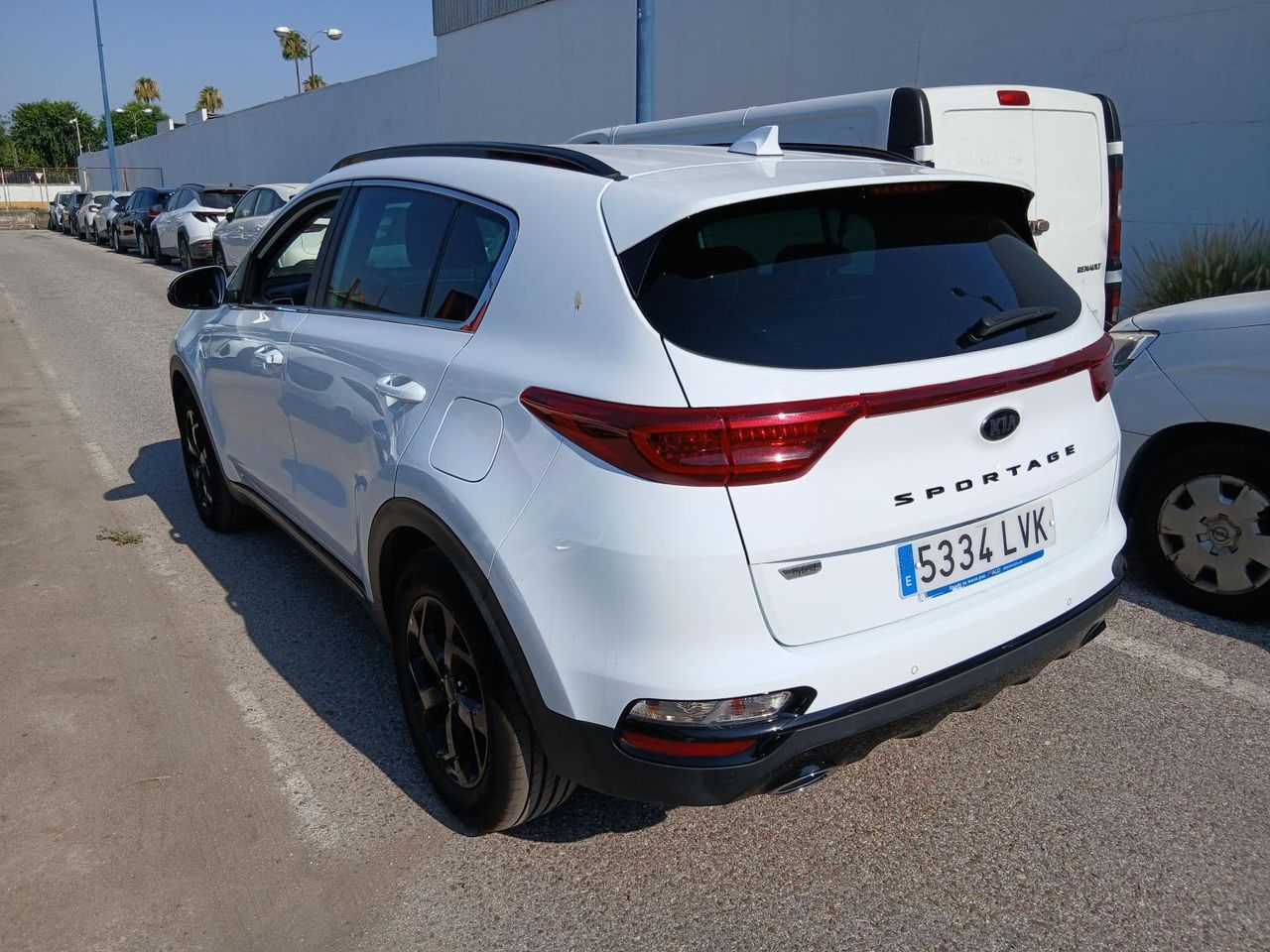 Kia Sportage 1.6 Mhev Black Edition 100kw (136cv) 4x2 - Foto 2