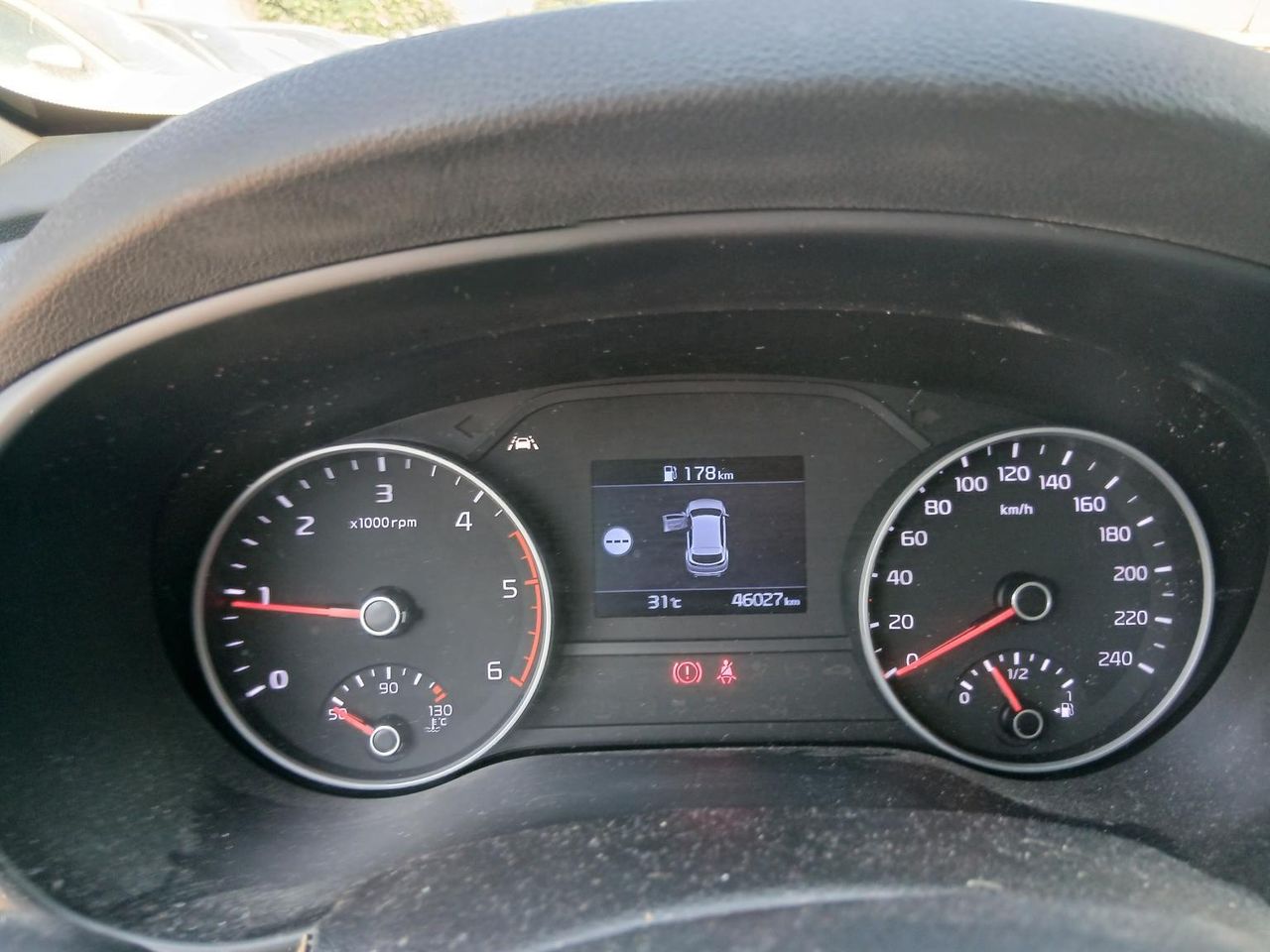 Kia Sportage 1.6 Mhev Black Edition 100kw (136cv) 4x2 - Foto 2