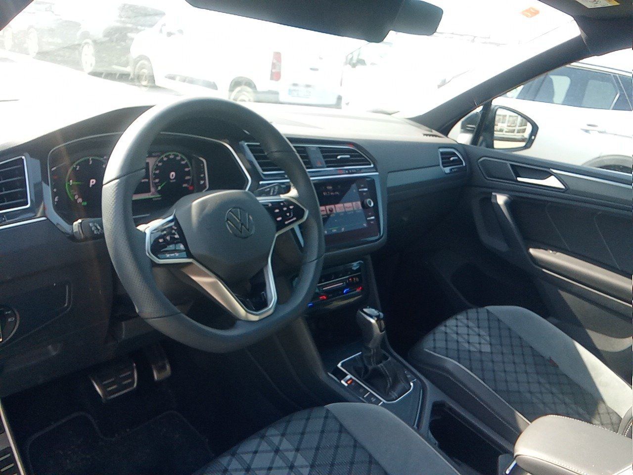 Volkswagen Tiguan R-line 2.0 Tdi 110kw (150cv) Dsg - Foto 2