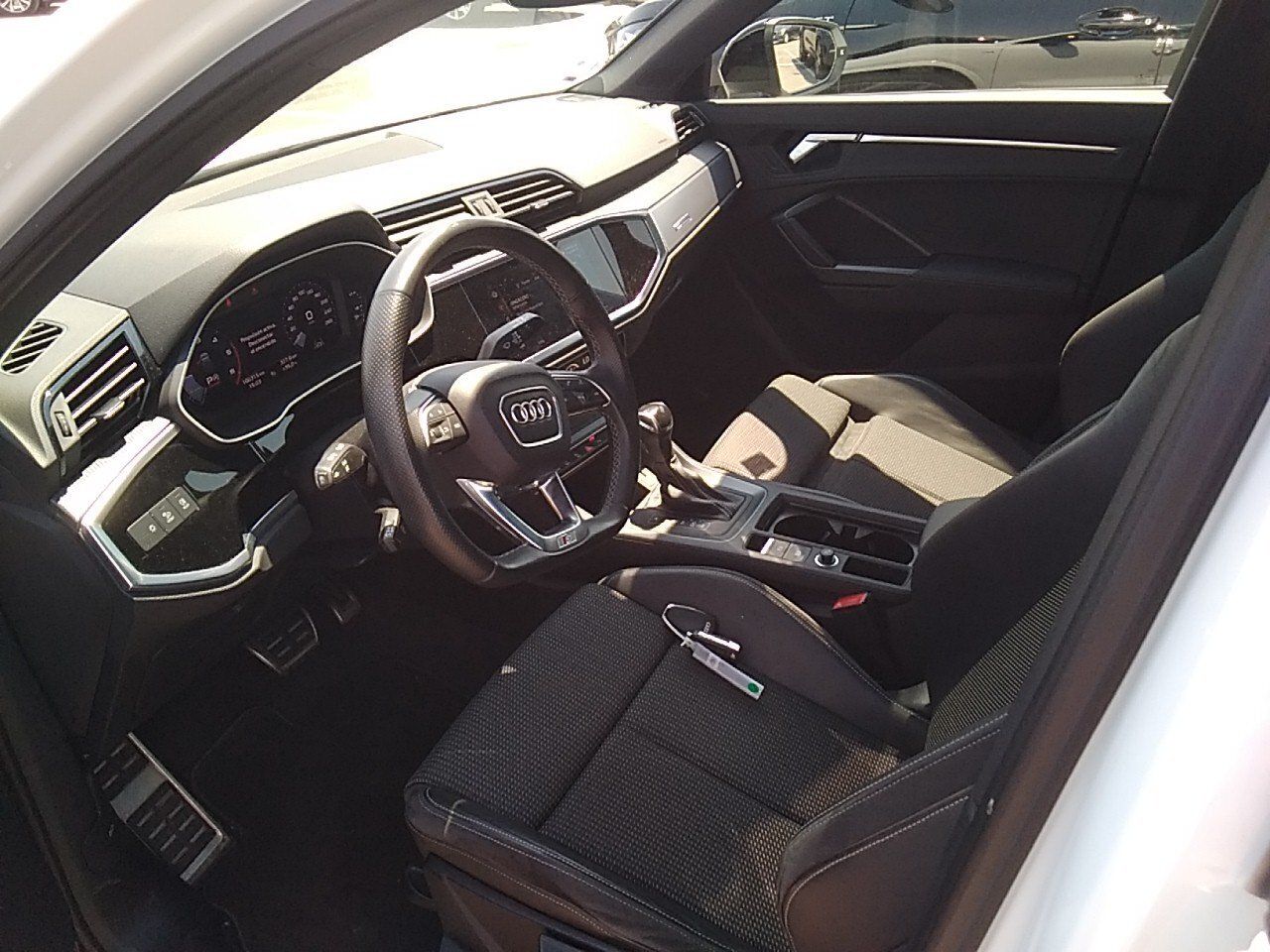 Audi Q3 Black Line 35 Tdi 110kw (150cv) S Tronic - Foto 2