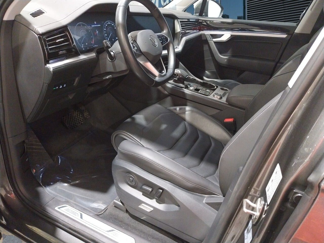Volkswagen Touareg Ehybrid Eleg 3.0 V6 Tsi 280kw Tip 4m - Foto 2