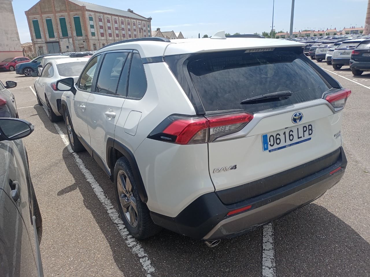 Toyota Rav4 2.5l 220h Advance 4wd - Foto 2
