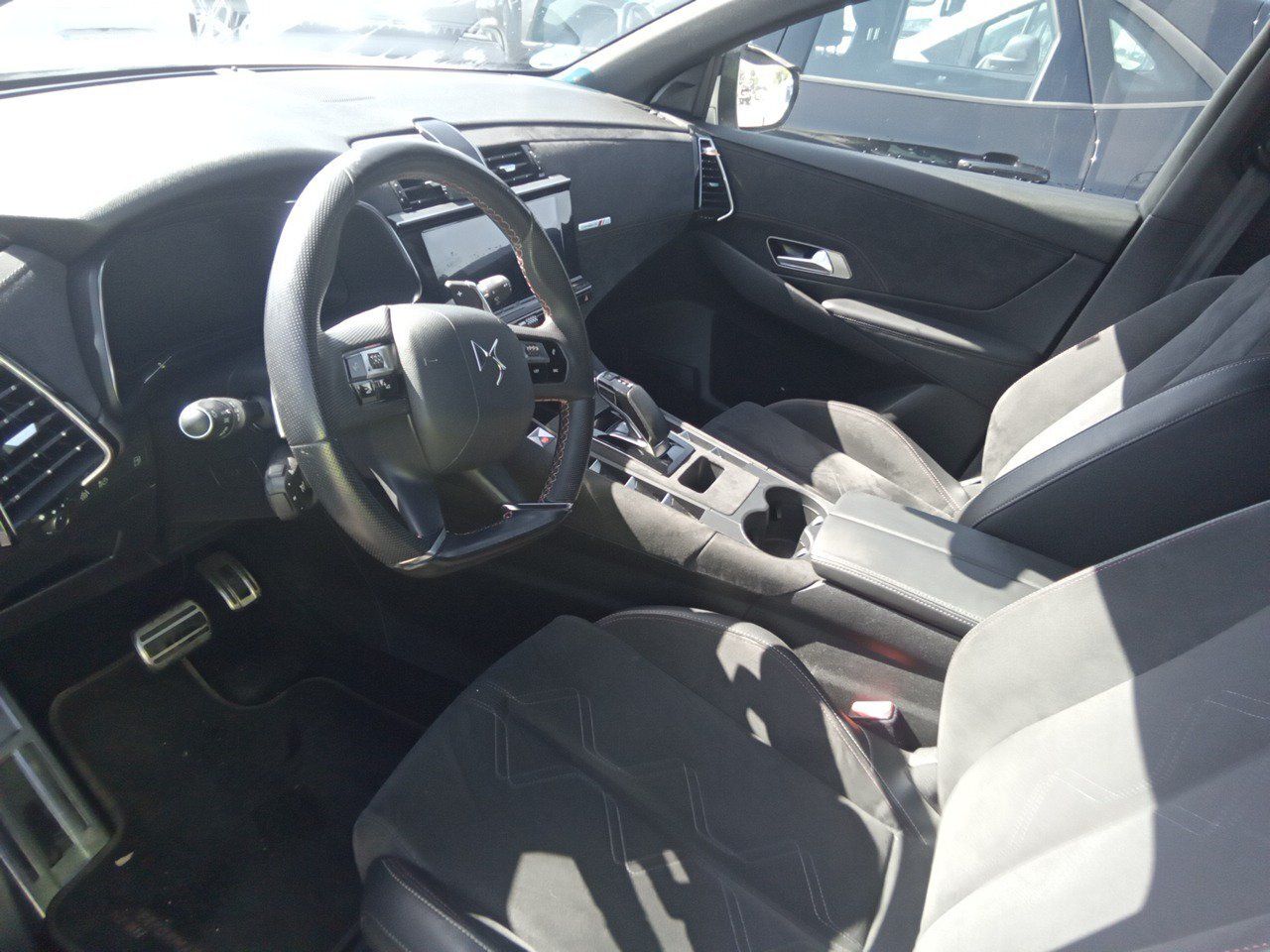 Ds Ds 7 Crossback 1.6 E-tense 225 Performance Line Auto - Foto 2