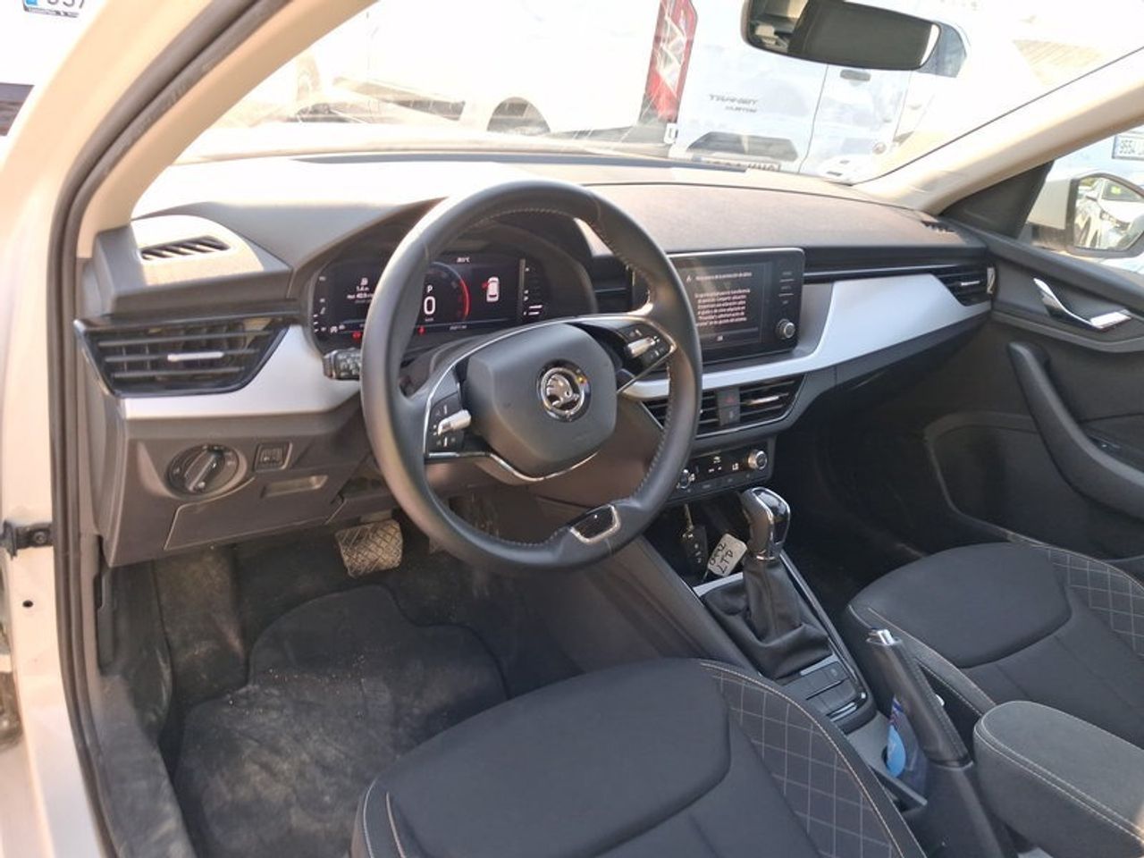 Skoda Kamiq 1.0 Tsi 81kw (110cv) Dsg Ambition - Foto 2