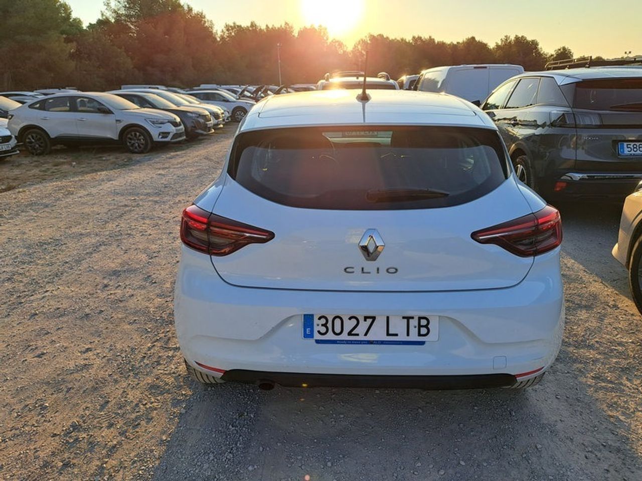 Renault Clio Business Sce 49 Kw (67cv) - Foto 2