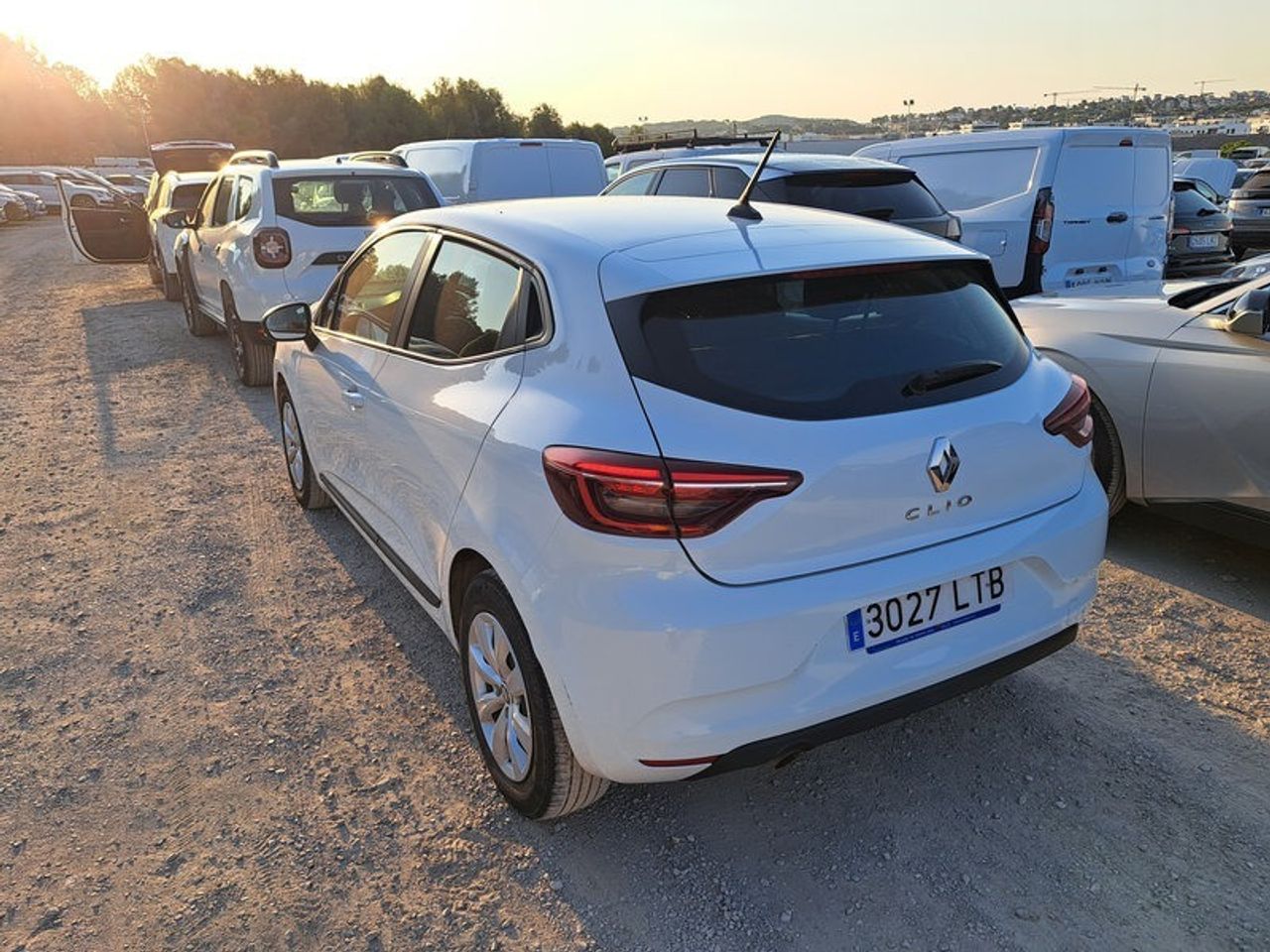Renault Clio Business Sce 49 Kw (67cv) - Foto 2