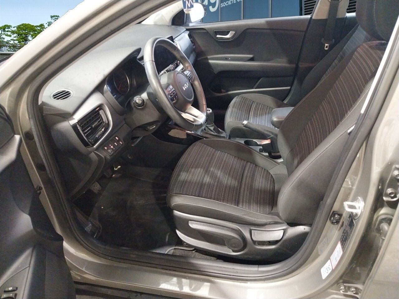 Kia Stonic 1.0 T-gdi 88kw (120cv) Mhev Imt Drive - Foto 2