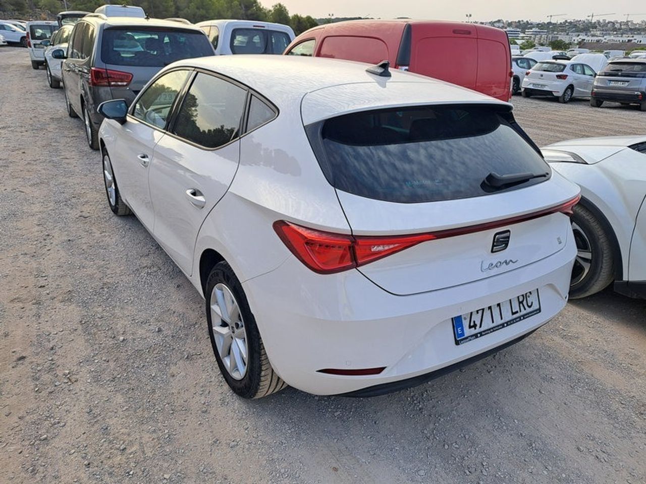 Seat Leon 2.0 Tdi 85kw S&s Style Go - Foto 2