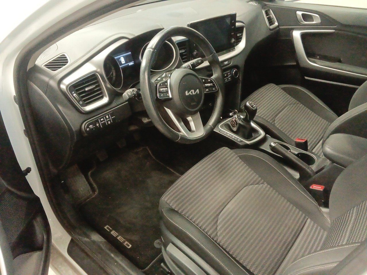 Kia Ceed 1.0 T-gdi 74kw (100cv) Drive - Foto 2