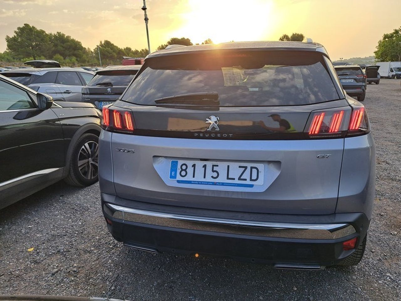 Peugeot 3008 1.5 Bluehdi 96kw S&s Gt Eat8 - Foto 2