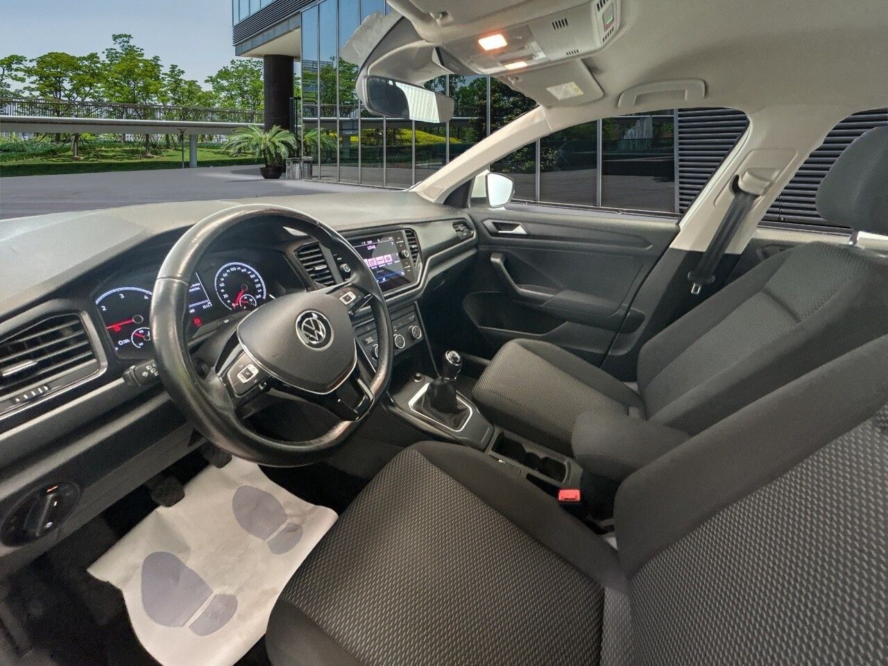 Volkswagen T-roc Edition 2.0 Tdi 85kw (115cv) - Foto 2
