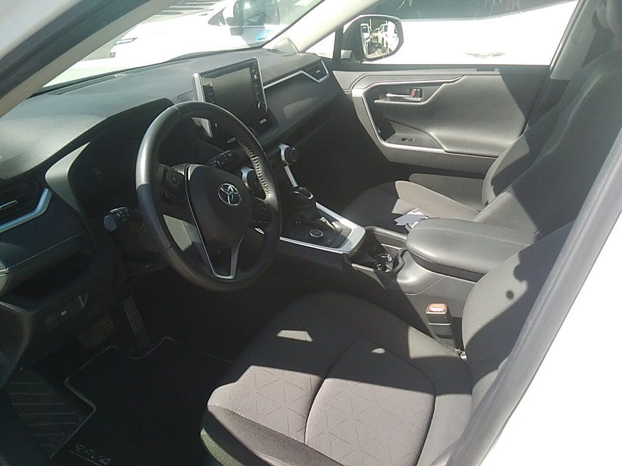 Toyota Rav4 2.5l 220h Advance 4wd - Foto 2