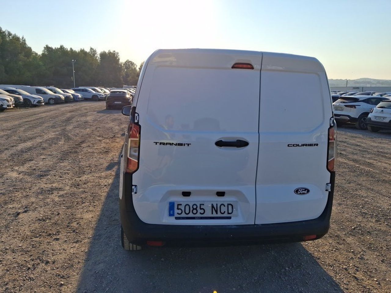Ford Transit Courier Van 1.5 Ecoblue 75kw Trend - Foto 2