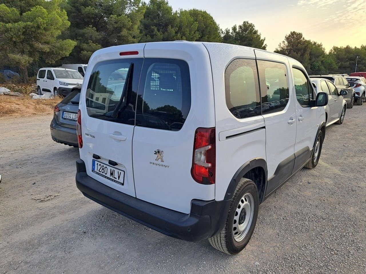 Peugeot Rifter Active Pack Business Std. Bluehdi 100 - Foto 2