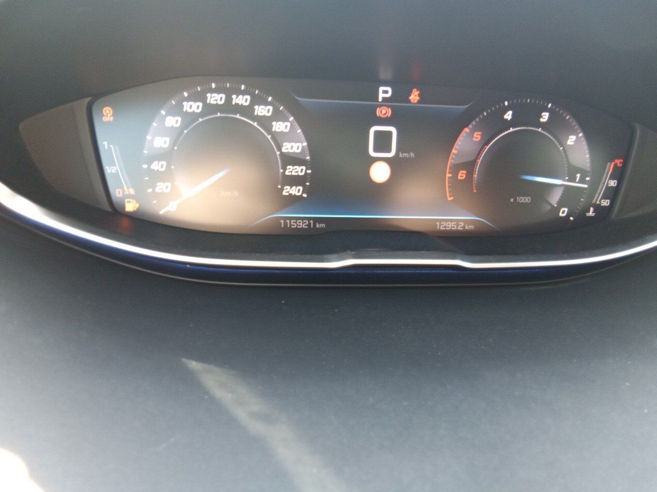 Peugeot 3008 1.5 Bluehdi 96kw S&s Gt Eat8 - Foto 2