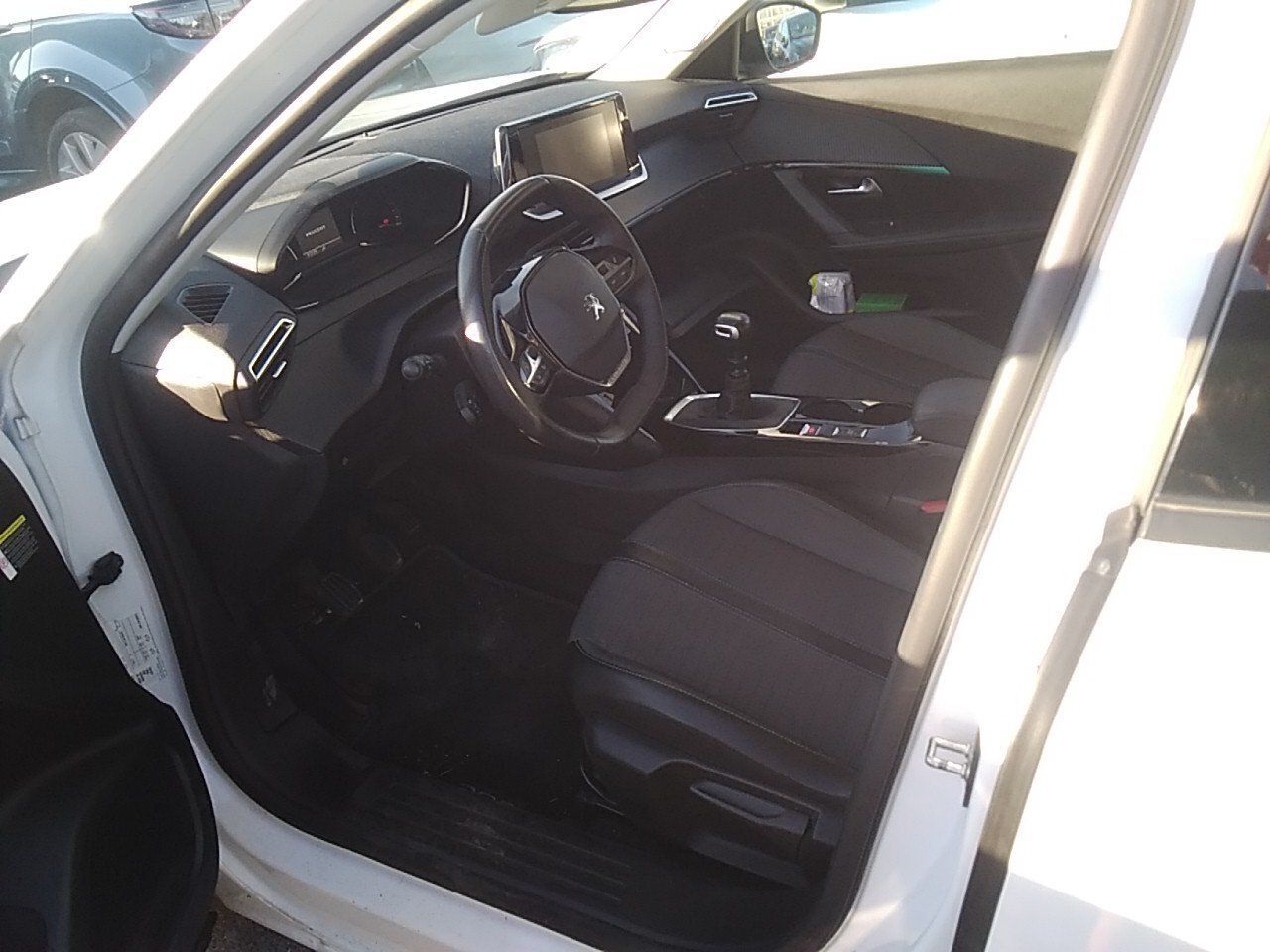 Peugeot 2008 Allure Bluehdi 81kw (110cv) - Foto 2