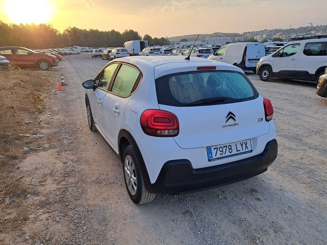Citroen C3 Bluehdi 75kw (100cv) S&s Live Pack - Foto 2