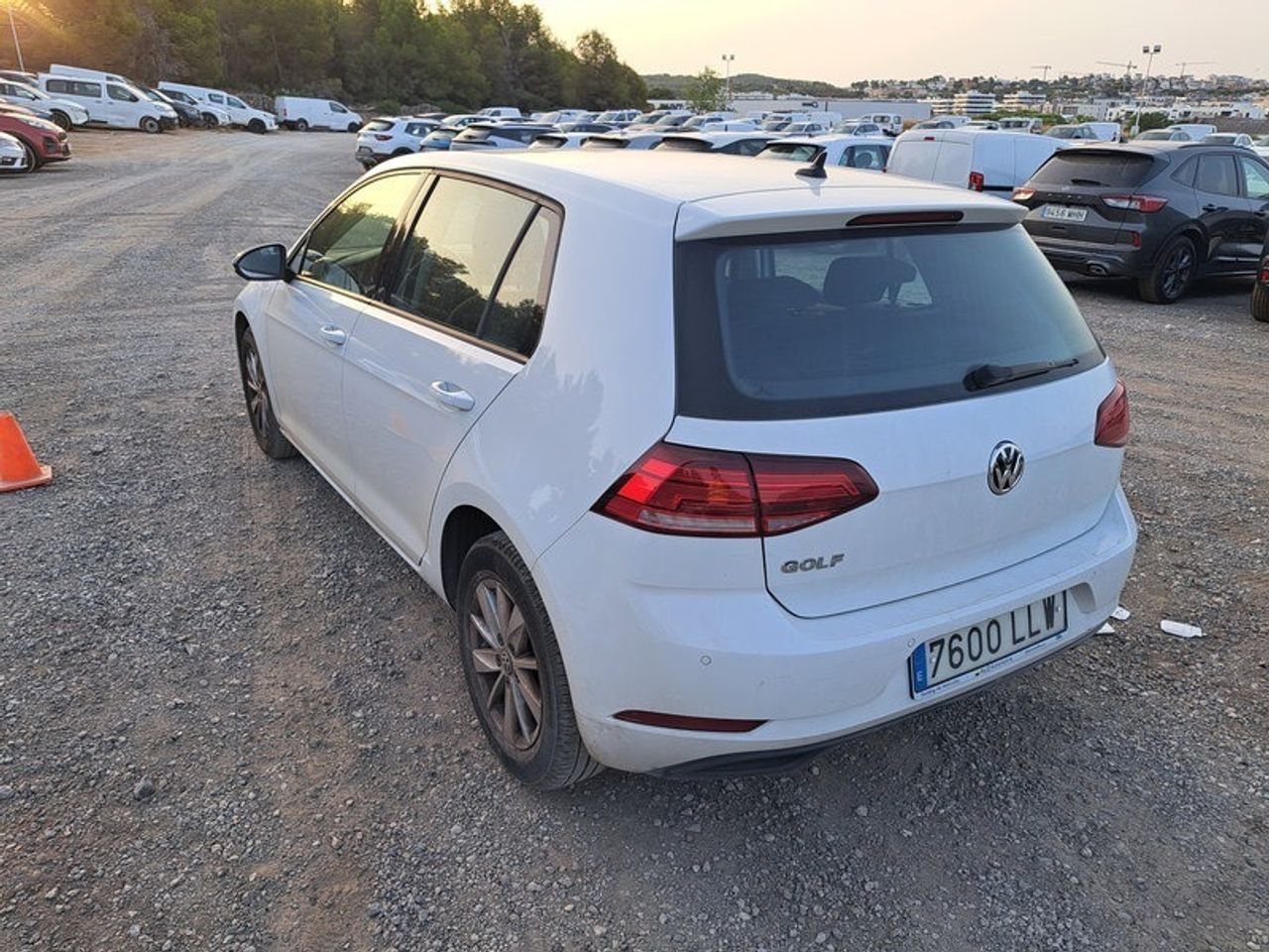 Volkswagen Golf Last Edition 1.6 Tdi 85kw (115cv) - Foto 2