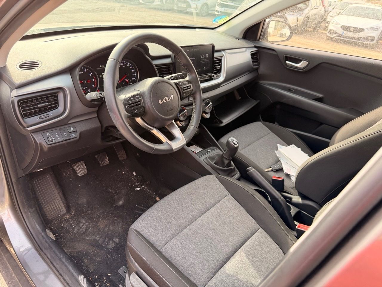 Kia Stonic 1.0 T-gdi 74kw (100cv) Mhev Mt Concept - Foto 2
