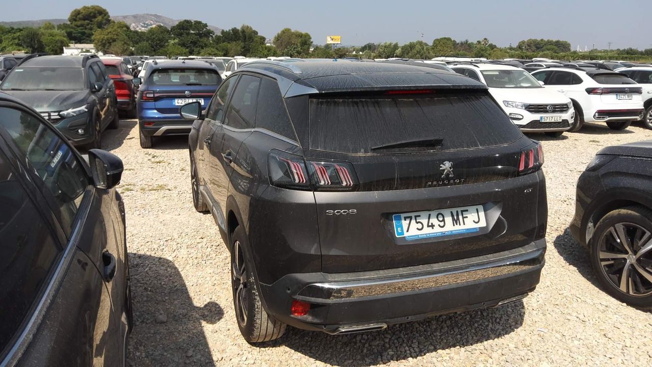 Peugeot 3008 1.5 Bluehdi 96kw S&s Gt Eat8 - Foto 2