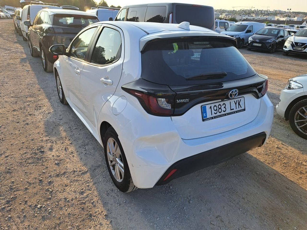 Toyota Yaris 1.5 120h Business Plus - Foto 2