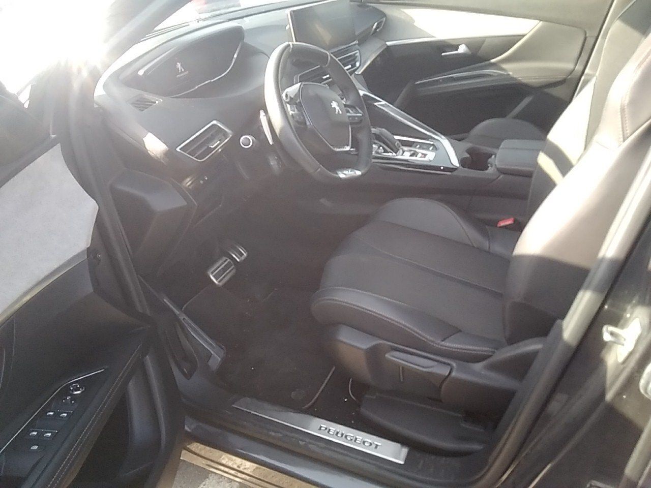 Peugeot 3008 1.5 Bluehdi 96kw S&s Gt Eat8 - Foto 2