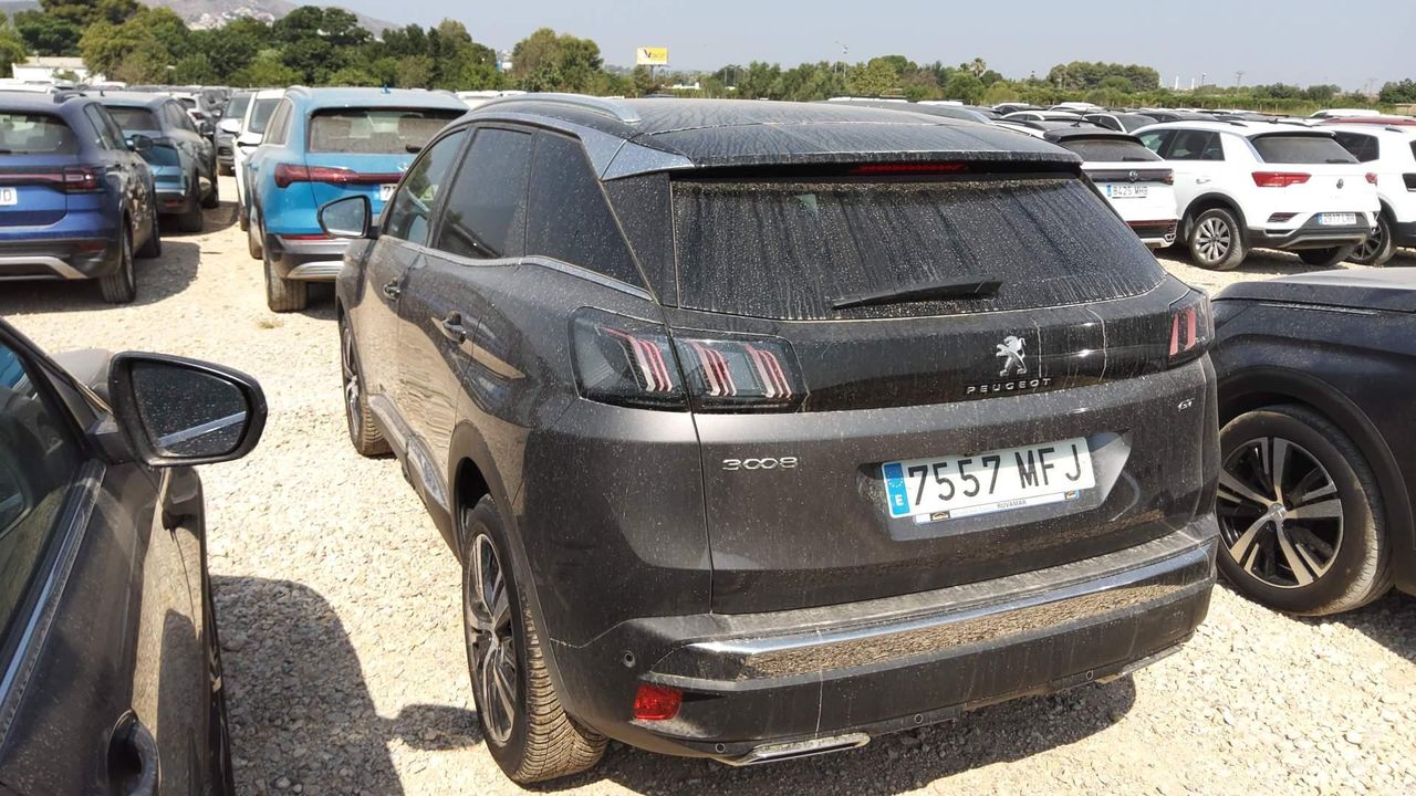 Peugeot 3008 1.5 Bluehdi 96kw S&s Gt Eat8 - Foto 2