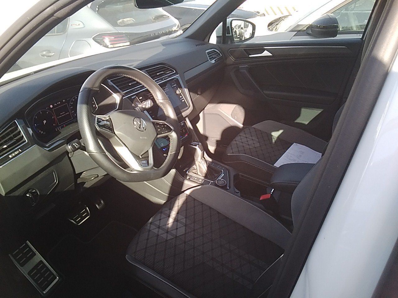 Volkswagen Tiguan R-line 2.0 Tdi 110kw (150cv) Dsg 4motion - Foto 2