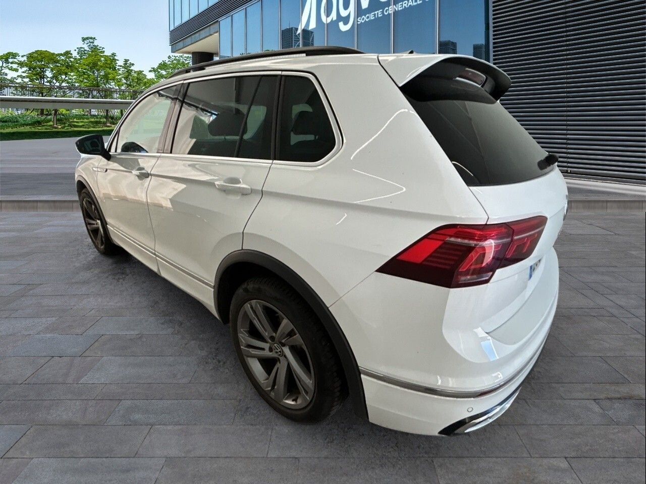 Volkswagen Tiguan R-line 2.0 Tdi 110kw (150cv) Dsg 4motion - Foto 2