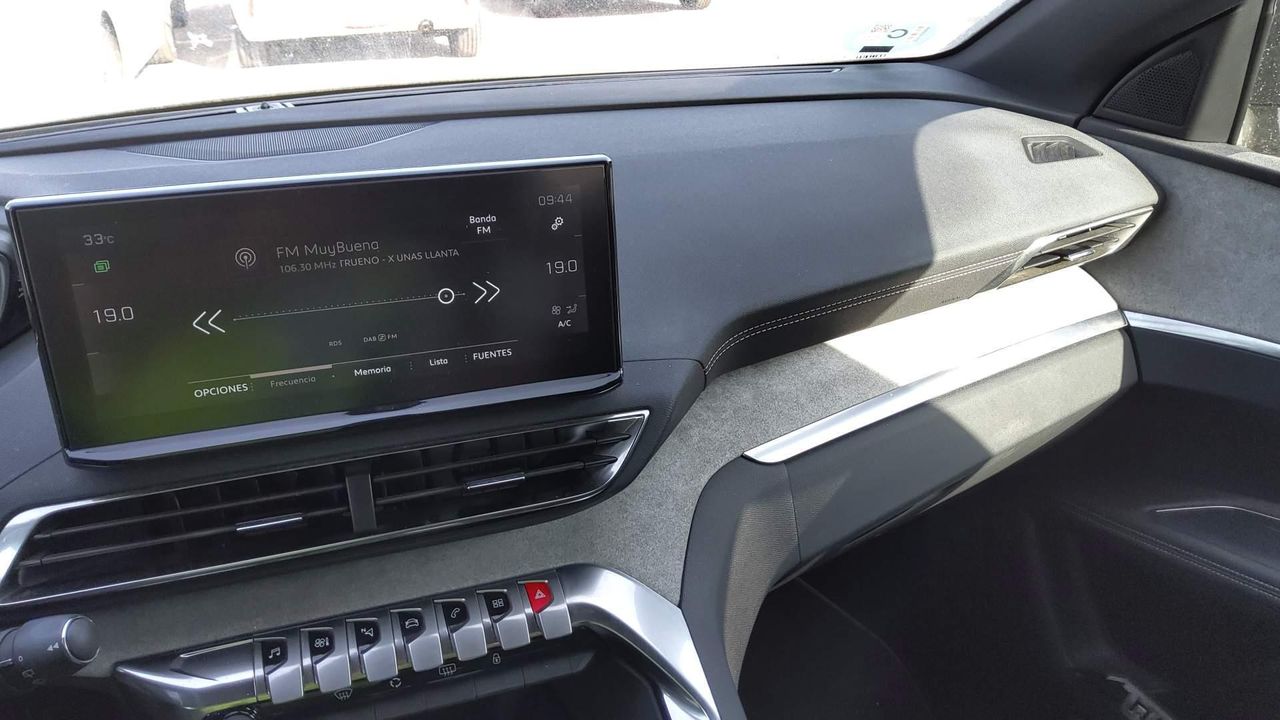 Peugeot 3008 1.5 Bluehdi 96kw S&s Gt Eat8 - Foto 2