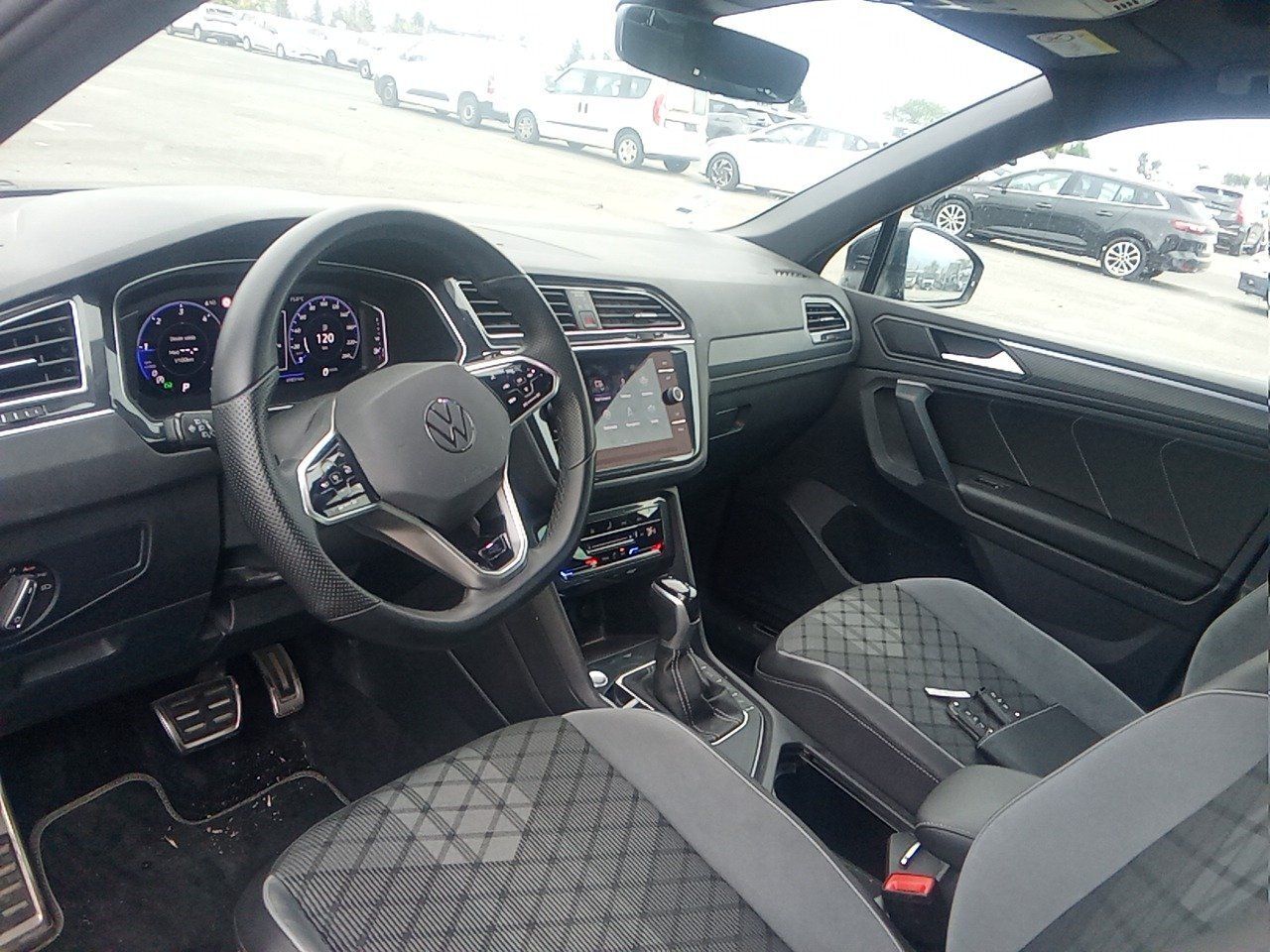 Volkswagen Tiguan R-line 2.0 Tdi 110kw (150cv) Dsg - Foto 2