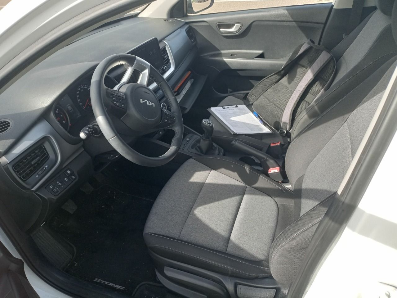Kia Stonic 1.0 T-gdi 74kw (100cv) Mhev Imt Concept - Foto 2