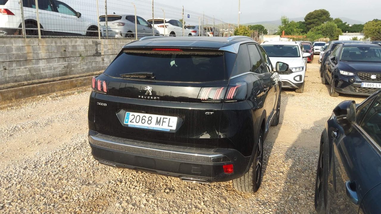 Peugeot 3008 1.5 Bluehdi 96kw S&s Gt Eat8 - Foto 2