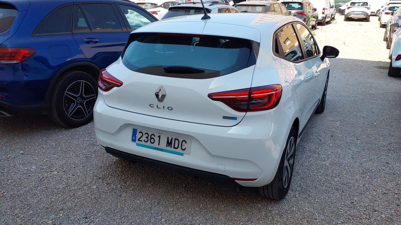 Renault Clio Equilibre E-tech Híbrido 104 Kw (140cv) - Foto 2