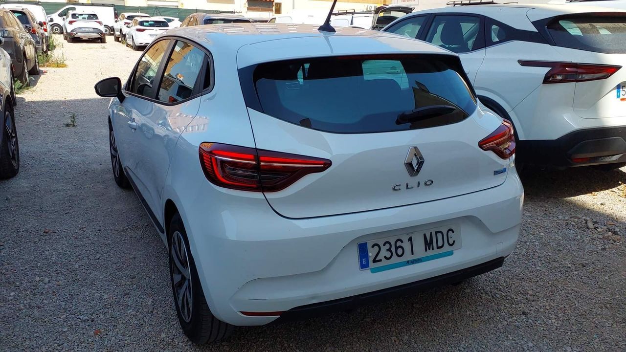 Renault Clio Equilibre E-tech Híbrido 104 Kw (140cv) - Foto 2