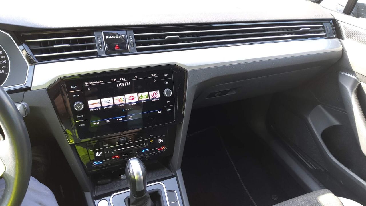 Volkswagen Passat Variant Executive 2.0 Tdi 90kw (122cv) D - Foto 2