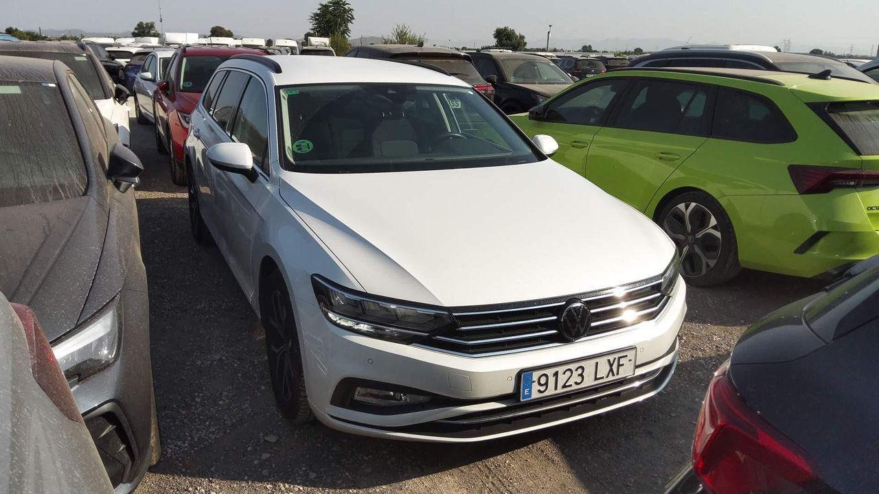 Volkswagen Passat Variant Executive 2.0 Tdi 90kw (122cv) D - Foto 2