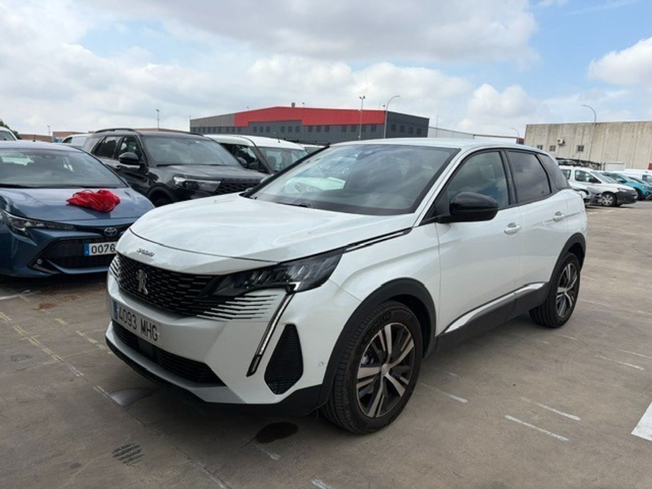 Peugeot 3008 1.5 Bluehdi 96kw S&s Allure Pack Eat8 - Foto 2