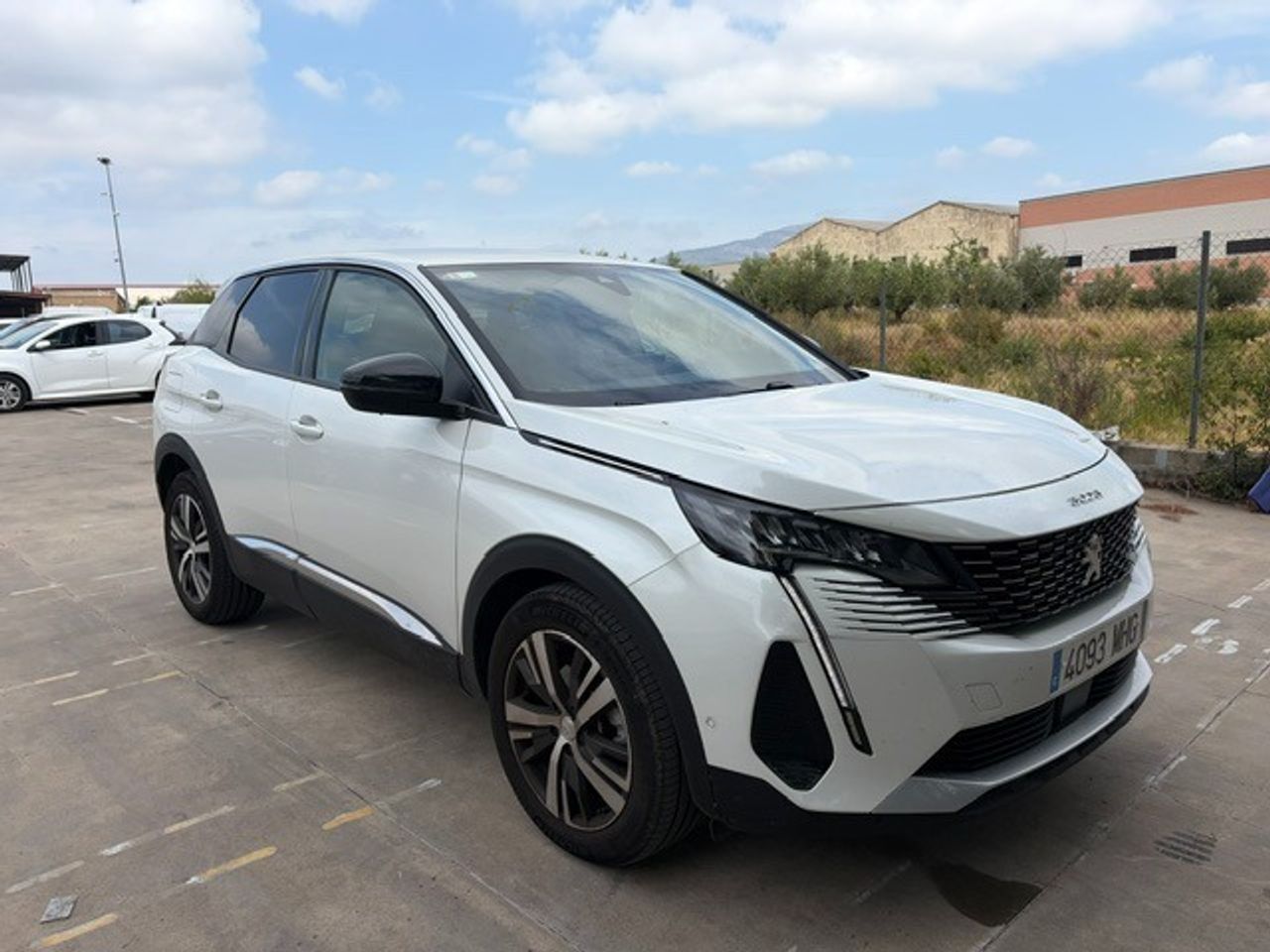 Peugeot 3008 1.5 Bluehdi 96kw S&s Allure Pack Eat8 - Foto 2