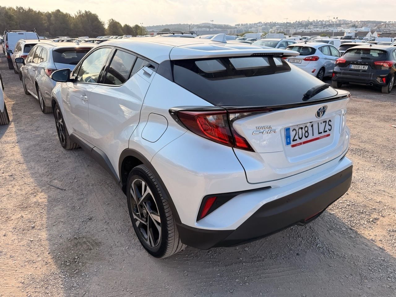 Toyota C-hr 1.8 125h Advance - Foto 2