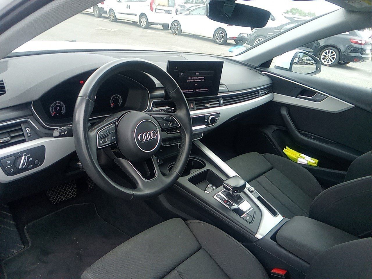 Audi A4 Avant S Line 35 Tdi 120kw S Tronic - Foto 2