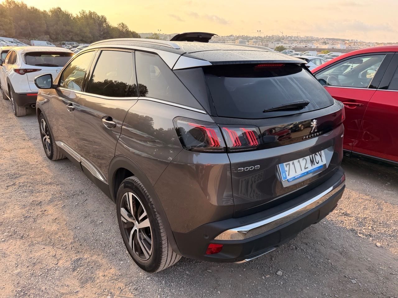 Peugeot 3008 1.5 Bluehdi 96kw S&s Gt Eat8 - Foto 2