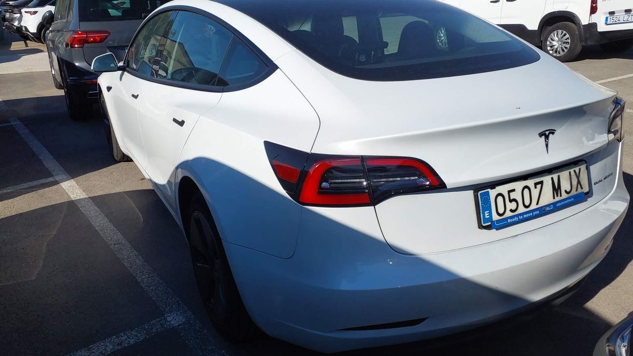 Tesla Model 3 Gran Autonomía Awd - Foto 2