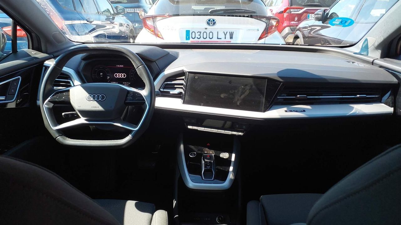 Audi Q4 Black Line Edition 40 E-tron 150kw 82kwh - Foto 2
