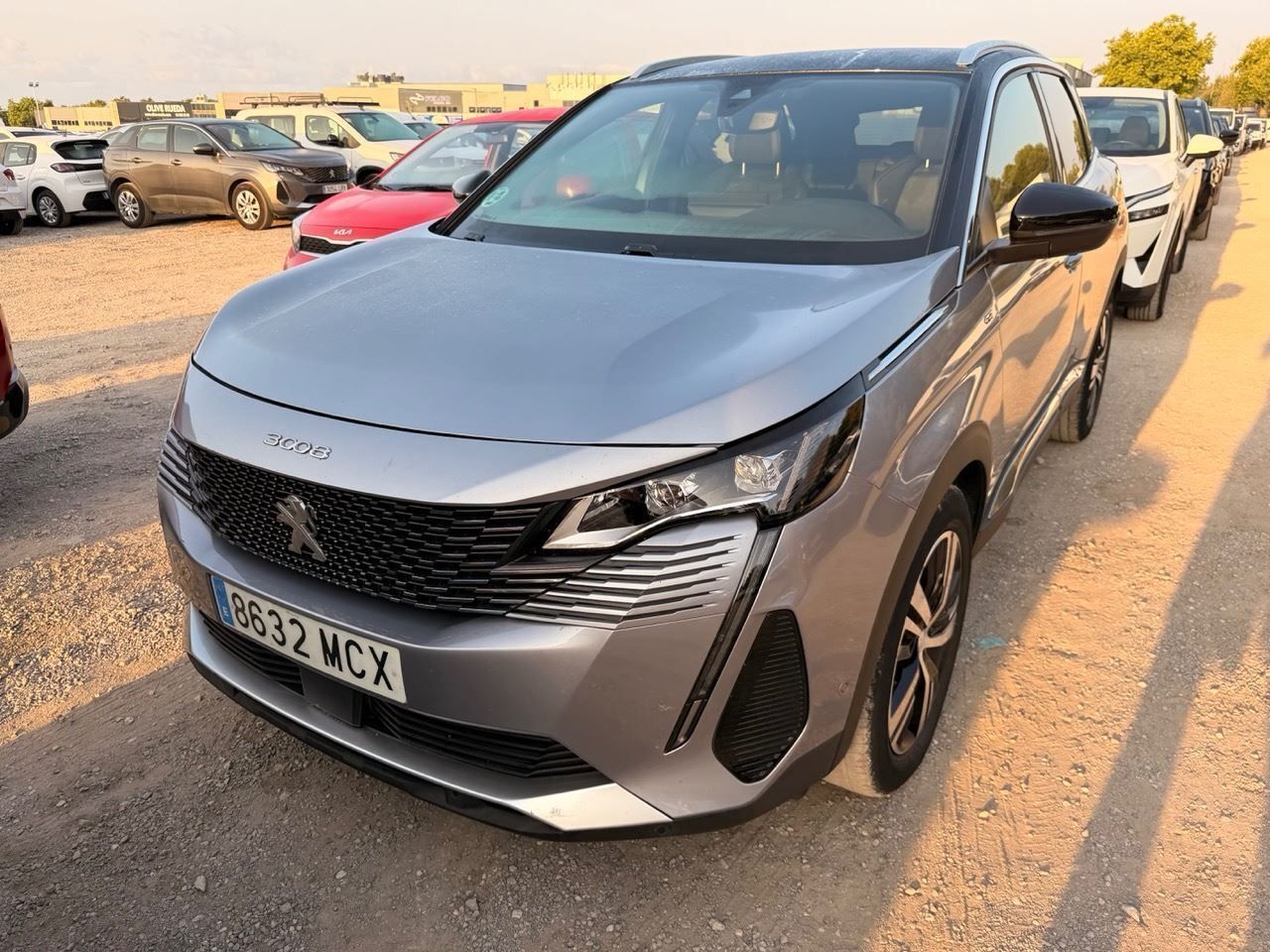 Peugeot 3008 1.5 Bluehdi 96kw S&s Gt Eat8 - Foto 2