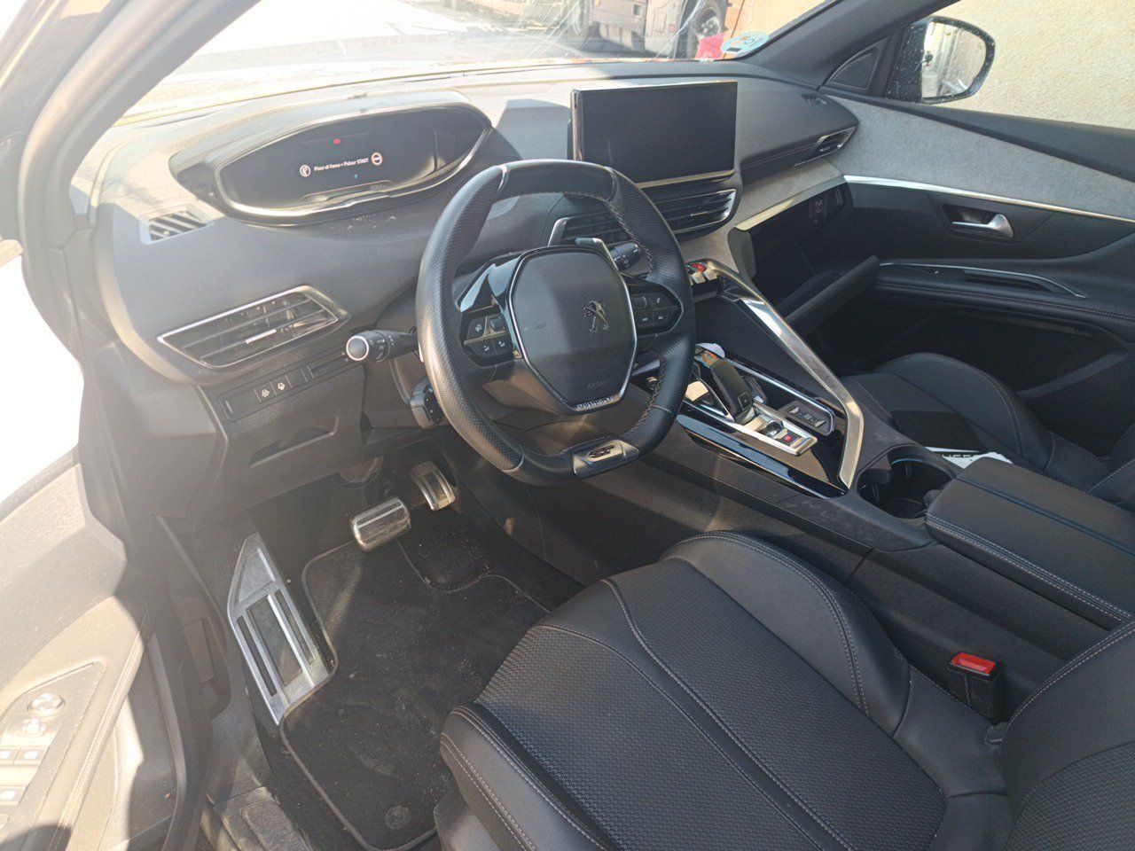 Peugeot 3008 1.5 Bluehdi 96kw S&s Gt Eat8 - Foto 2