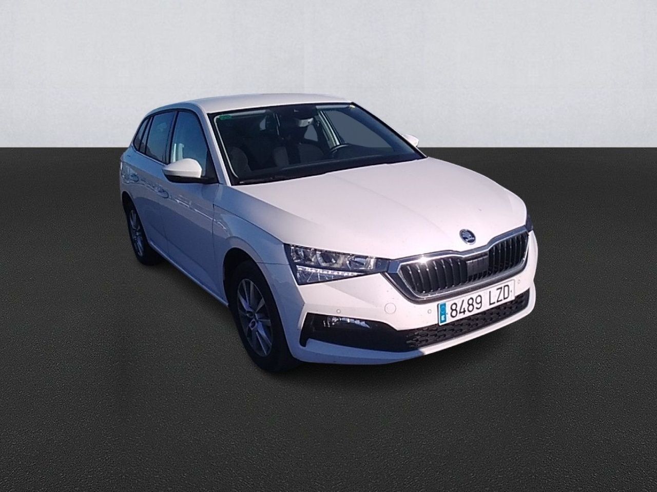 Skoda Scala 1.0 Tsi 70 Kw (95 Cv) Emotion - Foto 2