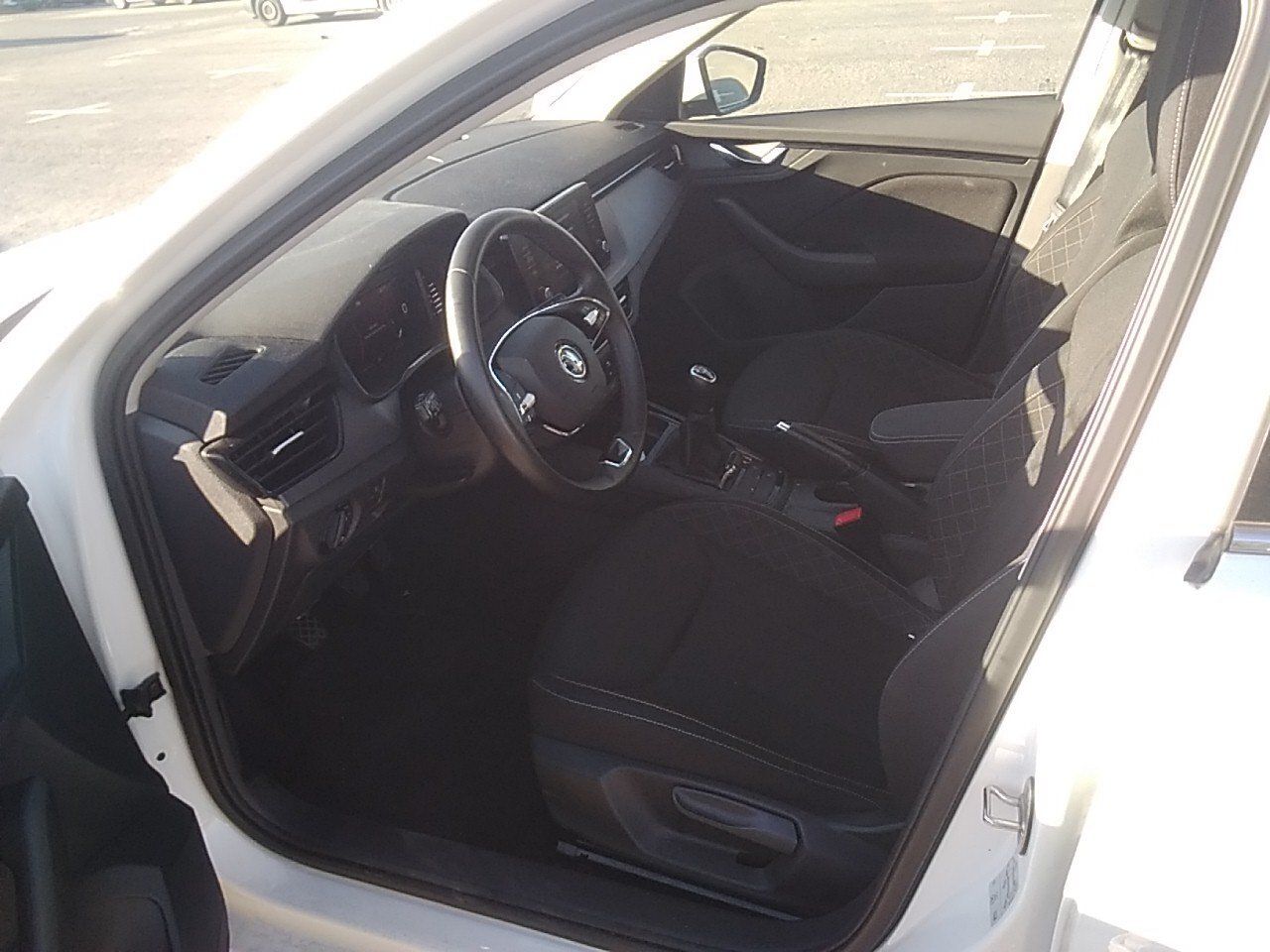 Skoda Scala 1.0 Tsi 70 Kw (95 Cv) Emotion - Foto 2