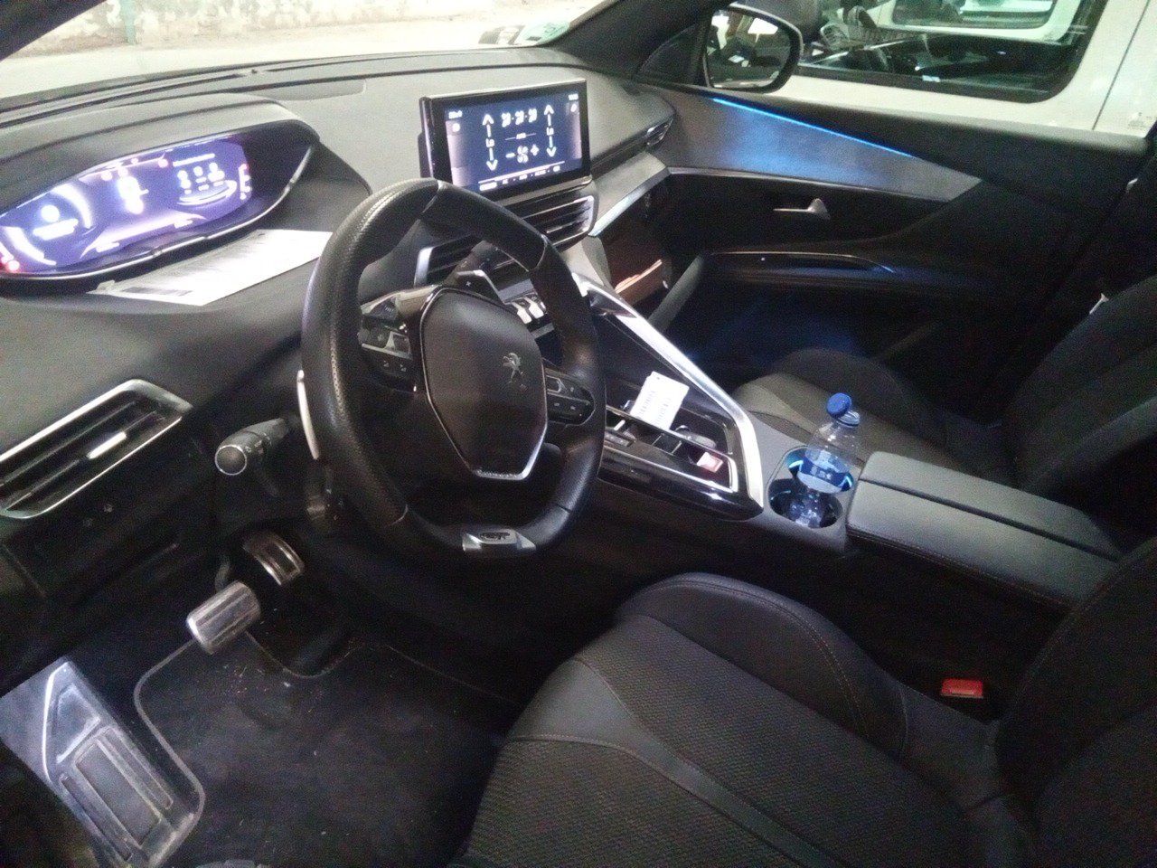 Peugeot 3008 1.5 Bluehdi 96kw S&s Gt Eat8 - Foto 2